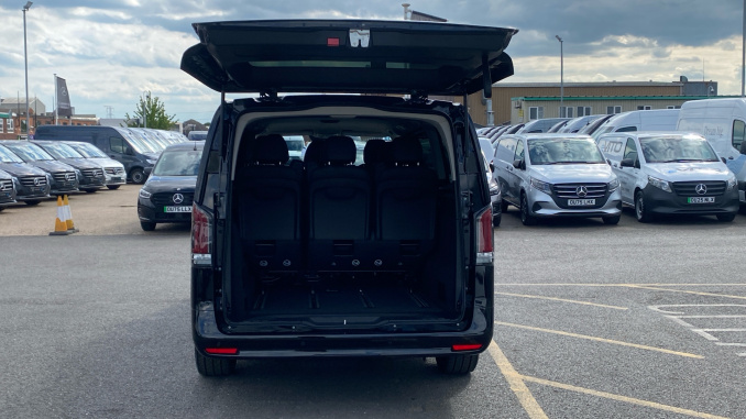 Mercedes-Benz Vito Tourer L3 Diesel Rwd 116 CDI Select 9-Seater 9G-Tronic - Image 14